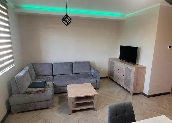 Lokacz Maly * Krzyż